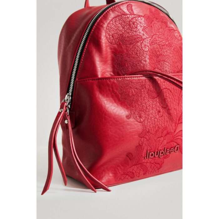Mochila pequeña de la marca Desigual, en color Rojo