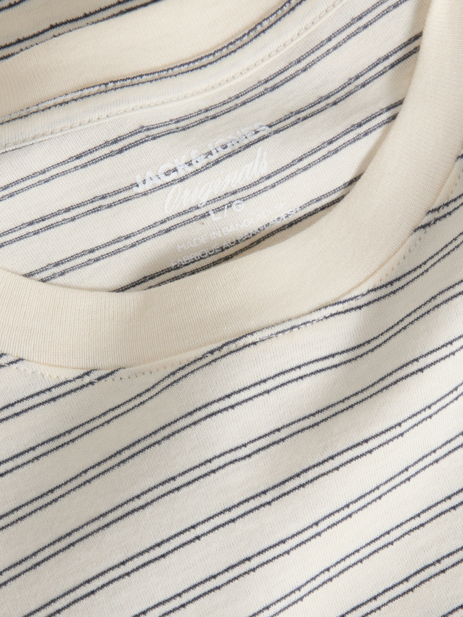 Camiseta rayas Jack&Jones Montauk Stripe 12290898 blanco roto (antique white)