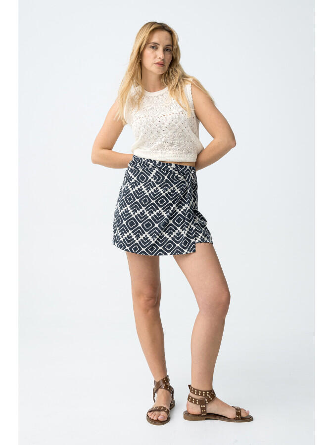 Short-Mujer-Tiffosi-10065881_798-Emma-azul-marino