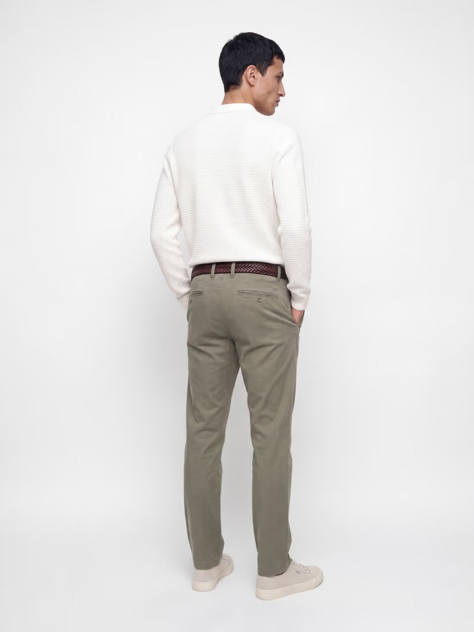 Pantalón para hombre de la marca Jack&Jones, modelo Marco Arthur en color verde (vetiver)
